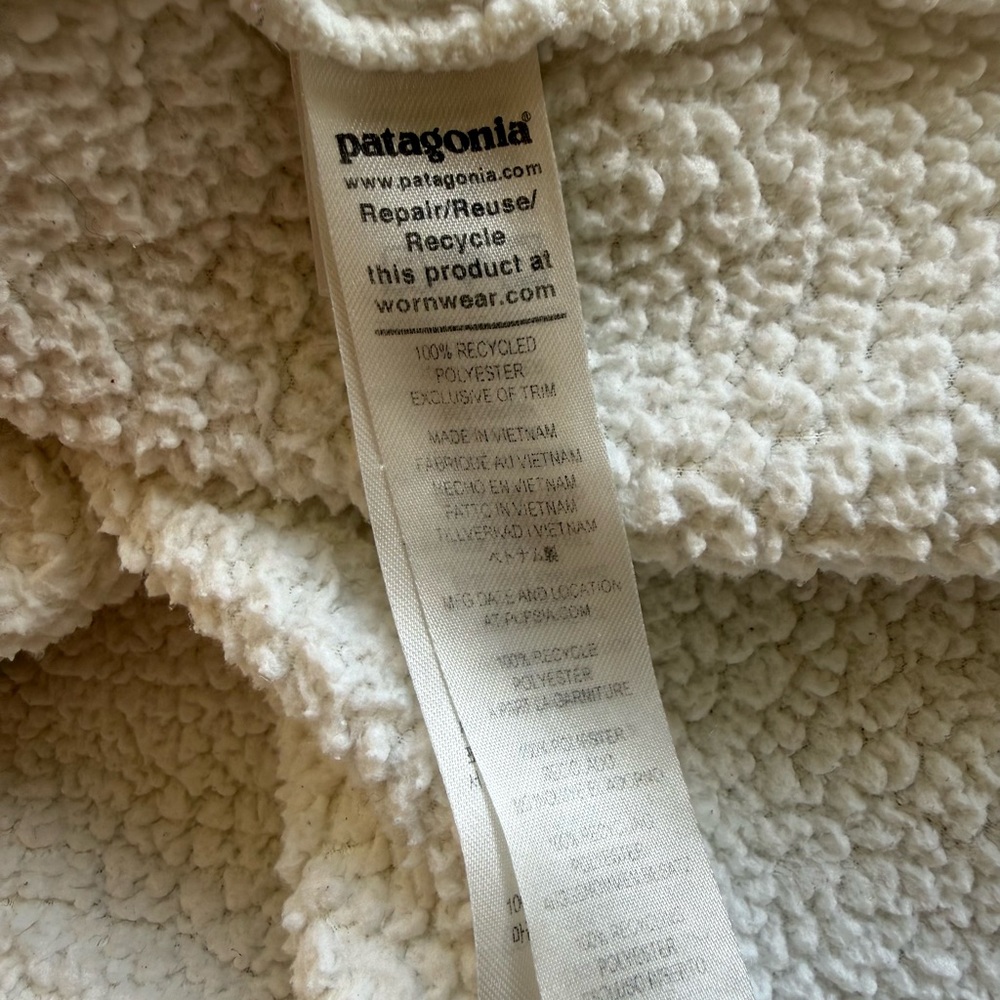 Patagonia Off-White Fleece Jacket - Picture 10 of 12